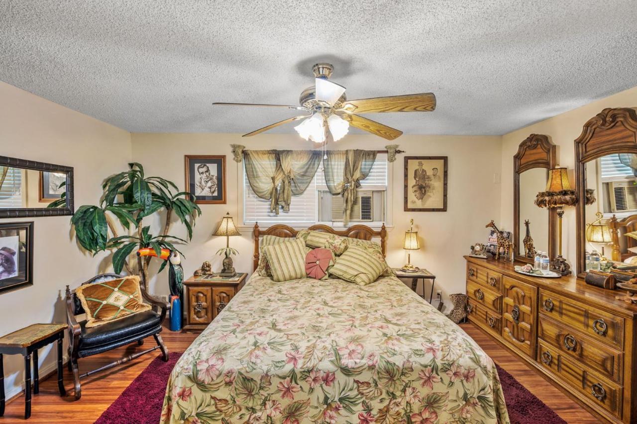 Goodbread House Bed And Breakfast Saint Marys Room photo