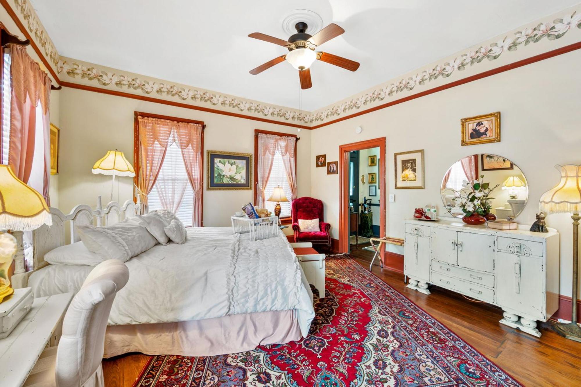 Goodbread House Bed And Breakfast Saint Marys Room photo
