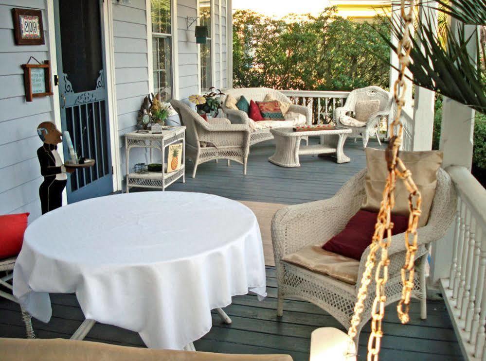 Goodbread House Bed And Breakfast Saint Marys Exterior photo